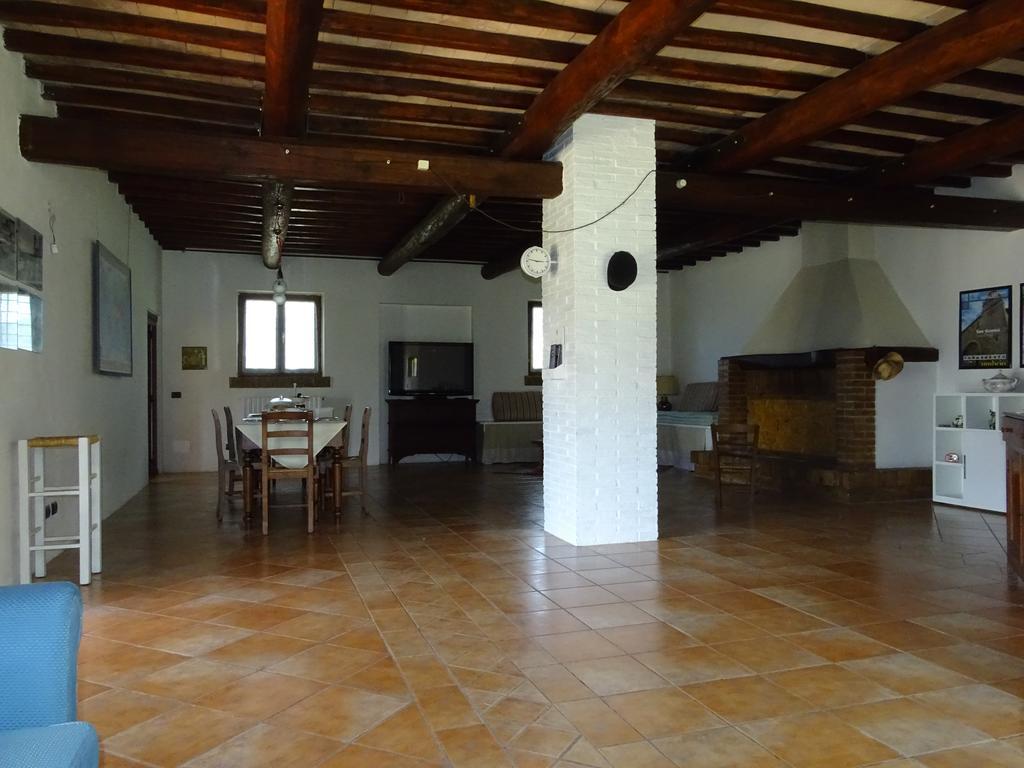 La Vecchia Stalla B&B Narni Luaran gambar
